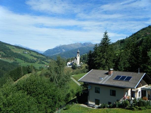 Das Kleine Familienhotel Koch Krems in Kaernten Exterior photo